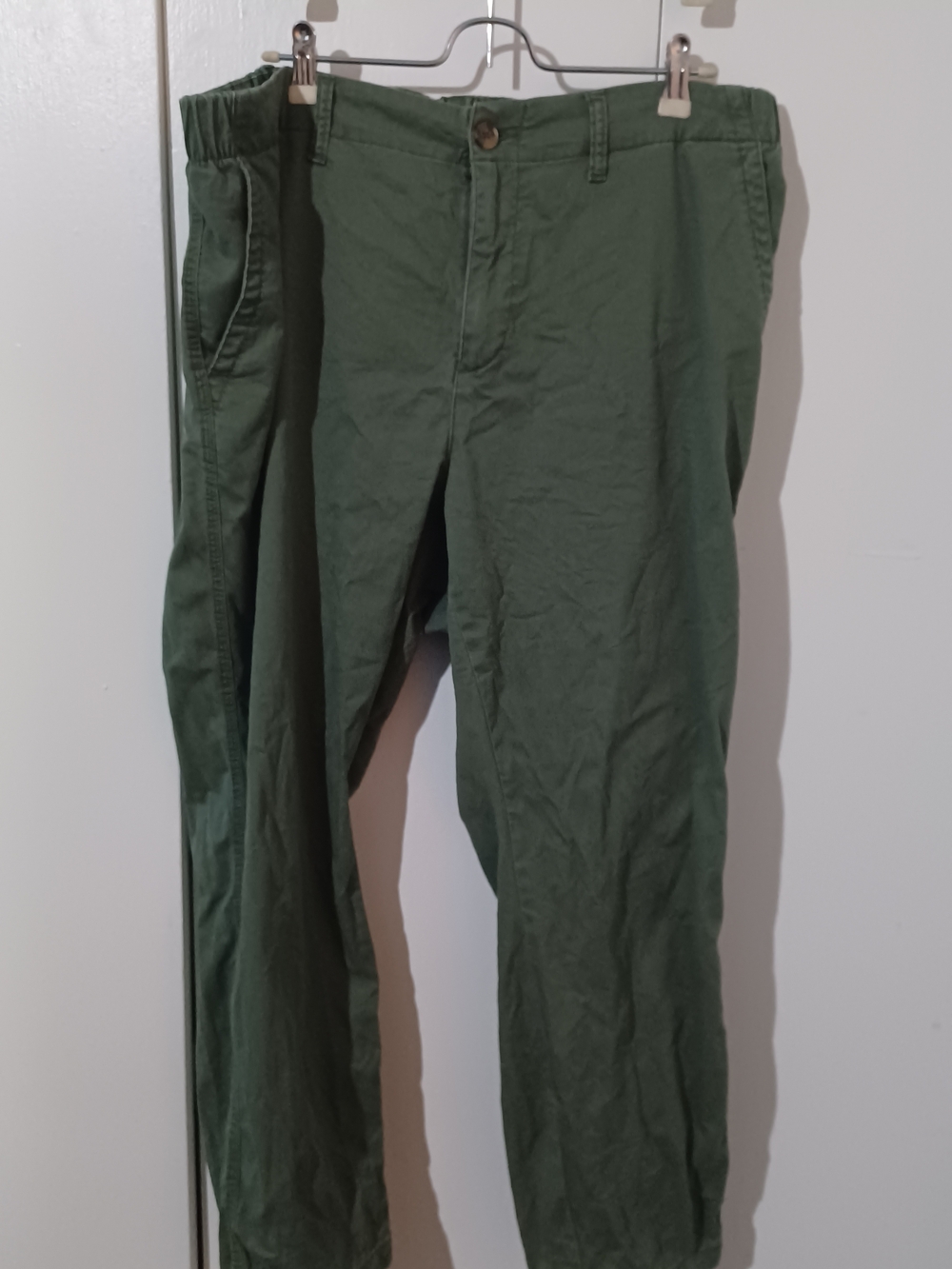 Old Navy Olive Green Chino Pants